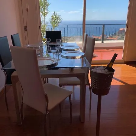 公寓 Oceanview Penthouse *