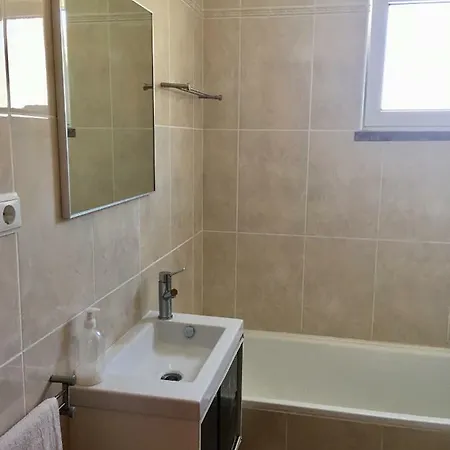 Oceanview Penthouse * 卡尼索