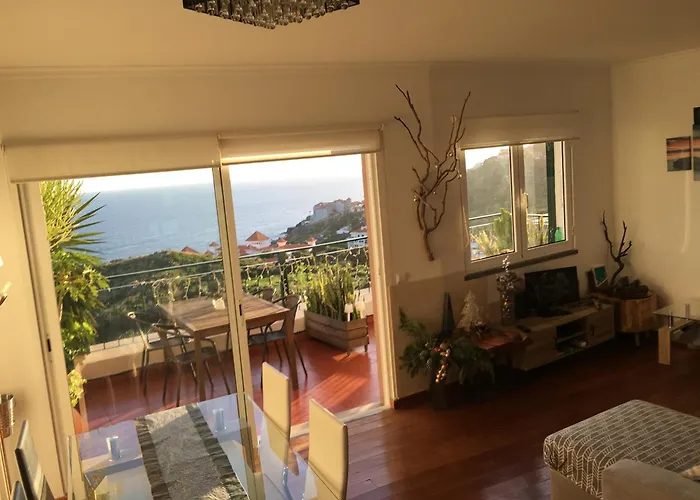 Oceanview Penthouse *