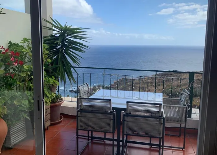 Oceanview Penthouse Appartamento Caniço